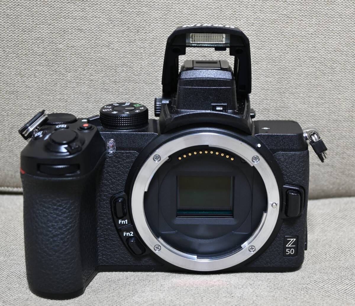 美品 Nikon ニコン Z50ボディ 付属品完備 バッテリー2本 専用 美品 Nikon ニコン Z50ボディ 付属品完備 バッテリー2本 専用