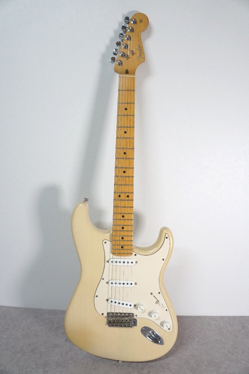 [QS][B4147520S] Fender フェンダー Stratocaster ストラトキャスター MADE IN U.S.A. Original Custom Body Z3150263 2003年製_画像2