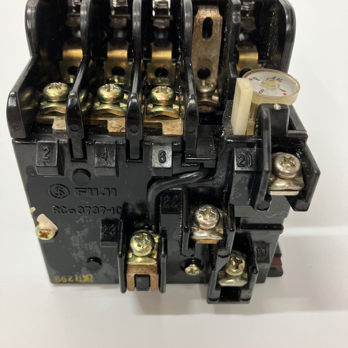 Fuji 富士電機 SRC3631-5-1 RCa3737-1C マグネットスイッチ U Fuji 富士電機 SRC3631-5-1 RCa3737-1C マグネットスイッチ U