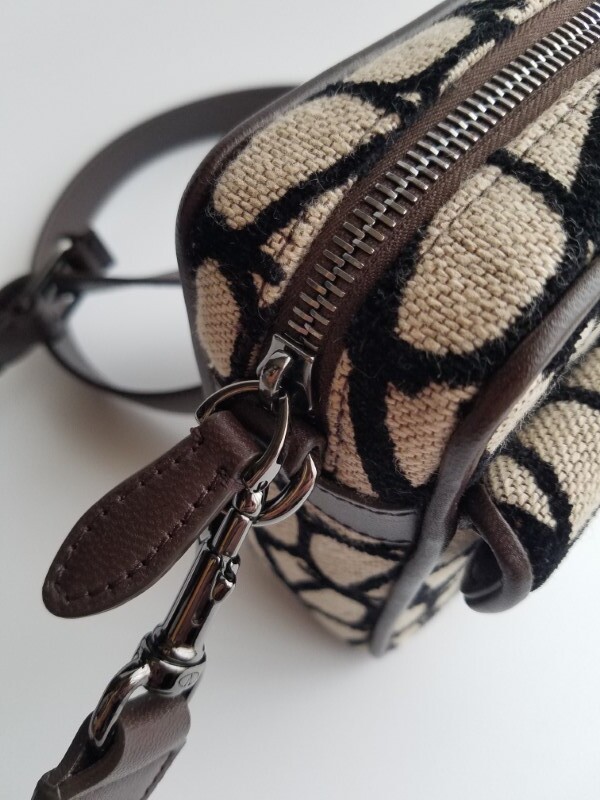 新品 VALENTINO GARAVANI ヴァレンティノ ガラヴァーニ ロコ 新品 VALENTINO GARAVANI ヴァレンティノ ガラヴァーニ ロコ