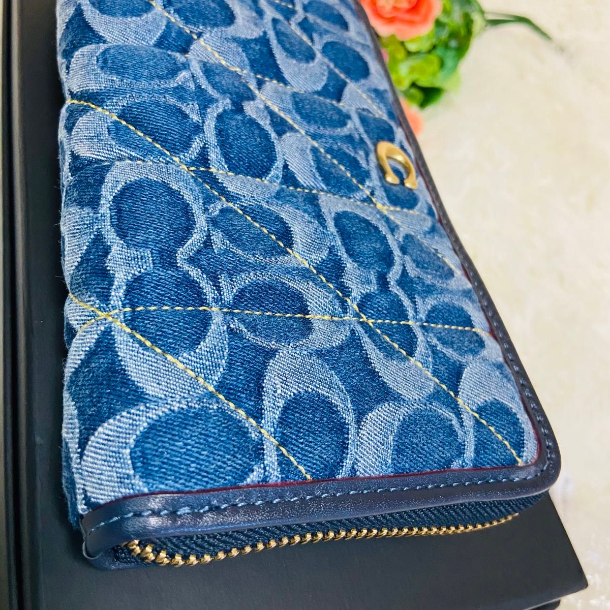 貴重 新品 COACH コーチ デニム 長財布 ラウンドファスナー 貴重 新品 COACH コーチ デニム 長財布 ラウンドファスナー
