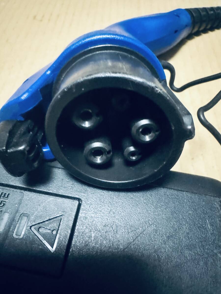 トヨタ純正 ZVW52 プリウスPHV 充電ケーブルG9060-47110 100V トヨタ純正 ZVW52 プリウスPHV 充電ケーブルG9060-47110 100V