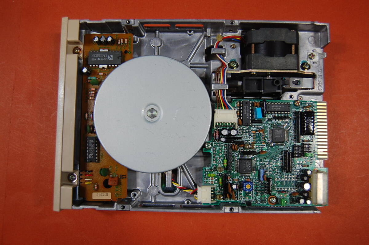 NEC PC88用 5インチFDD TEAC FD-55BV-021 動作未確認 現状渡し ジャンク扱いにて　T-004 5881 _画像9