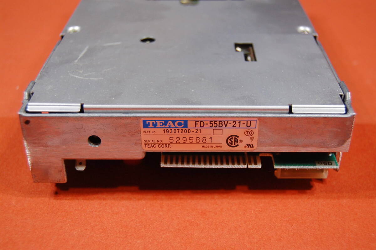 NEC PC88用 5インチFDD TEAC FD-55BV-021 動作未確認 現状渡し ジャンク扱いにて　T-004 5881 _画像5