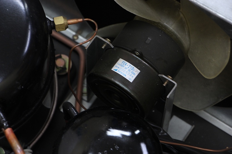 冷媒装置 密閉型コンデンシングユニット UF-832EL サンヨー SANYO 三洋電機_画像5