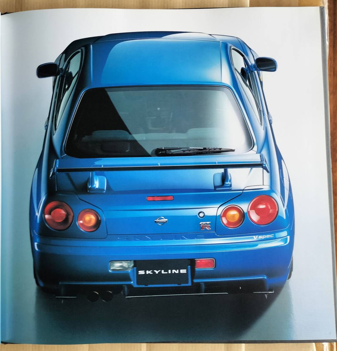 日産　スカイラインGTR（BNR34）のカタログ　前期_画像4