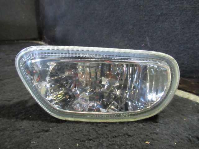  Hiace Regius KCH40W left foglamp waste number goods? 81220-26030