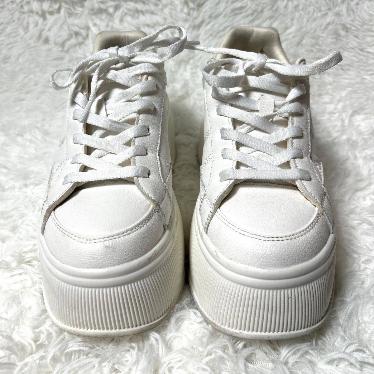 ZARA】大人気 ザラ 38プラットフォームスニーカー 厚底 ホワイト ZARA】大人気 ザラ 38プラットフォームスニーカー 厚底 ホワイト
