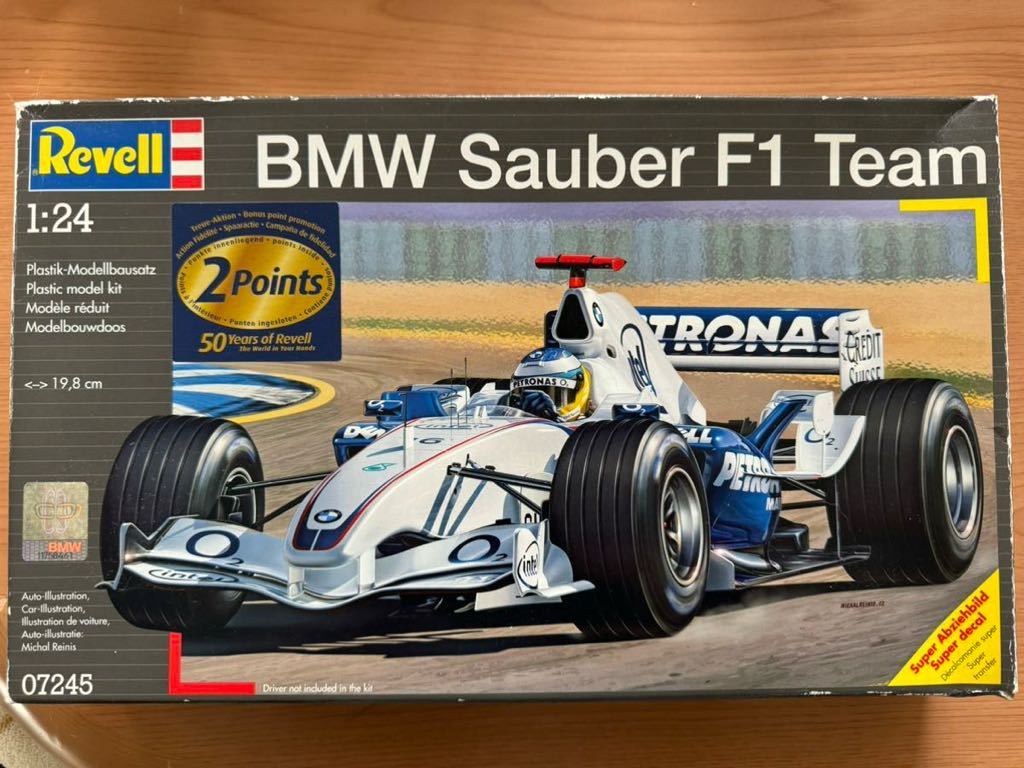 レベル BMWザウバー F1 06 (1/24スケールプラモデル) 未組立品_画像1