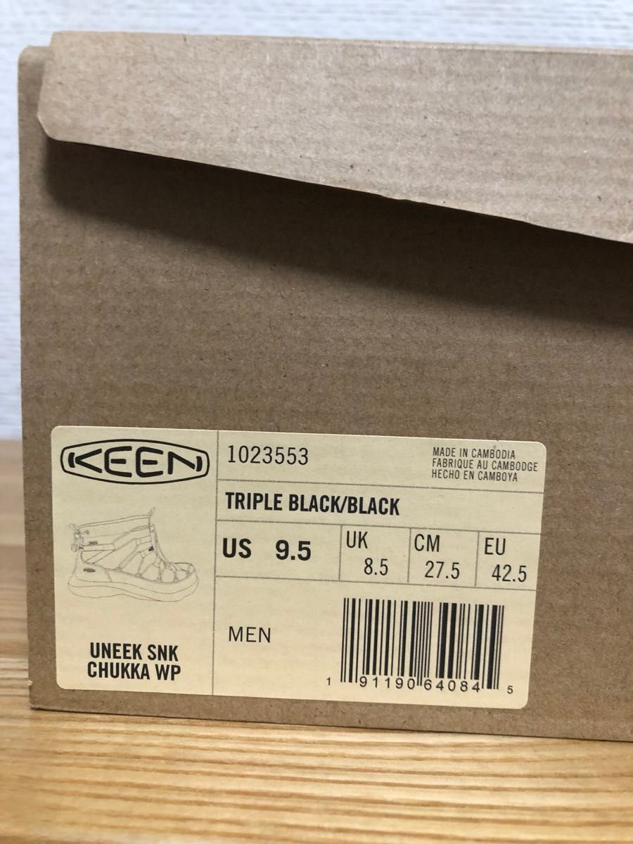 ★新品・未使用品！KEEN UNEEK SNK CHUKKA WP（27cm）TRIPLE BLACK/BLACK