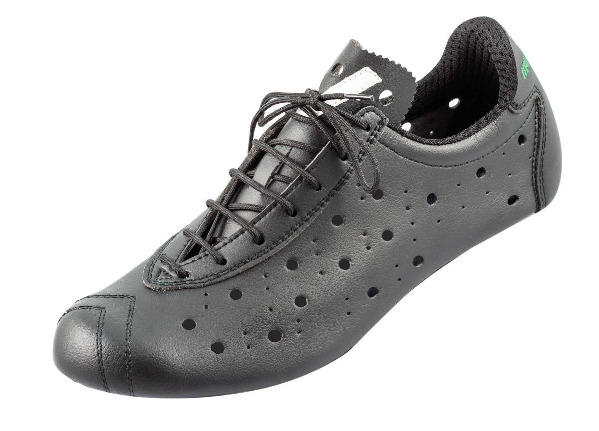 VITTORIA 1976 Classic Line EU41 Black ビットリア クラシック ライン 3ホール クリート対応