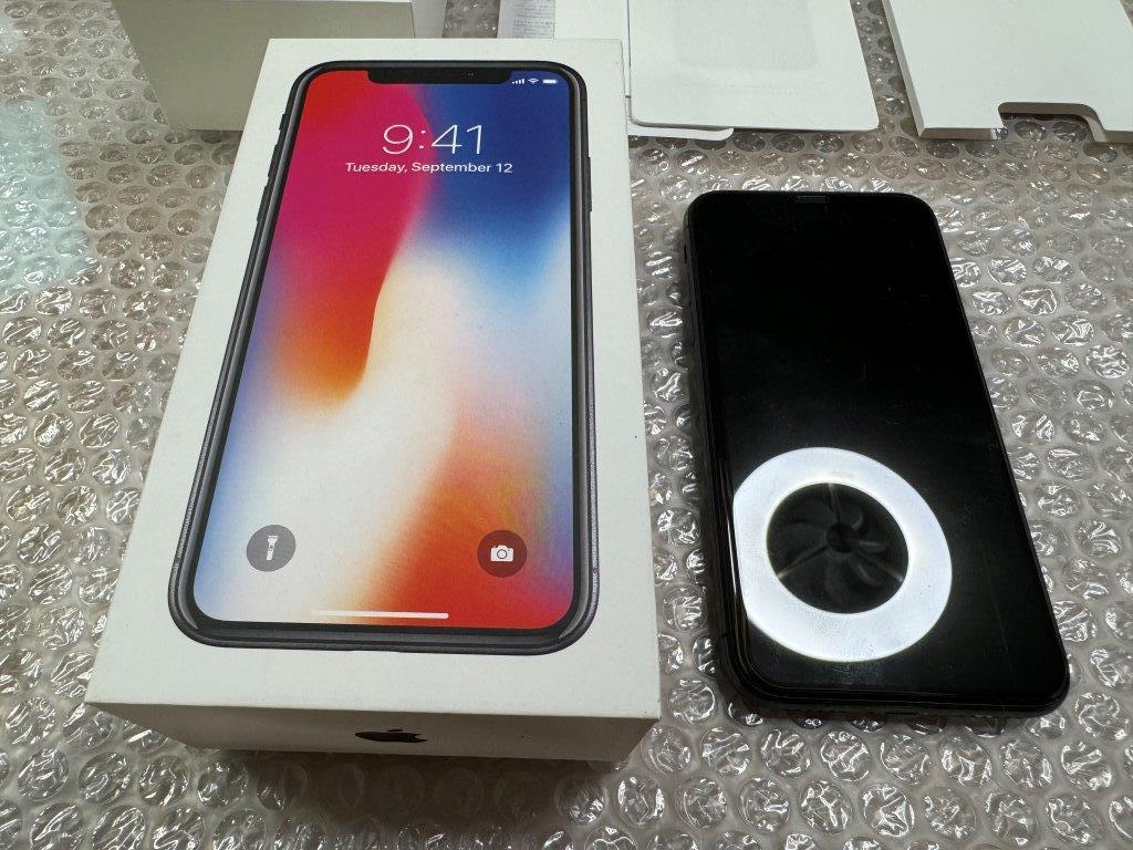 美品 ワンオーナー Iphone X 256Gb 色スペースグレイ 元UQ 美品 ワンオーナー Iphone X 256Gb 色スペースグレイ 元UQ