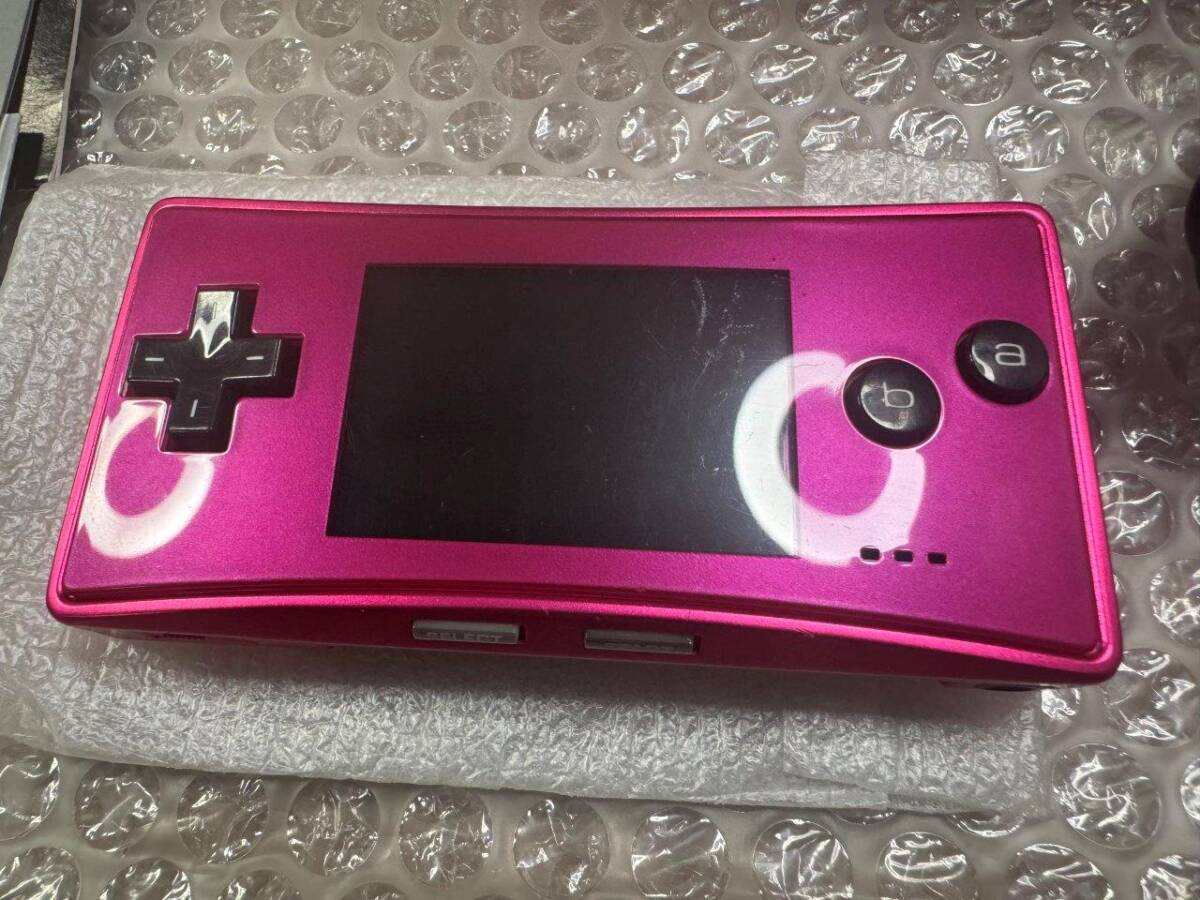 GBA ミクロ 本体 ピンク 欧州版 動作確認済 添付品画像参照 箱痛み（大） 海外 輸入 ゲームボーイアドバンスミクロ 送料無料 同梱可