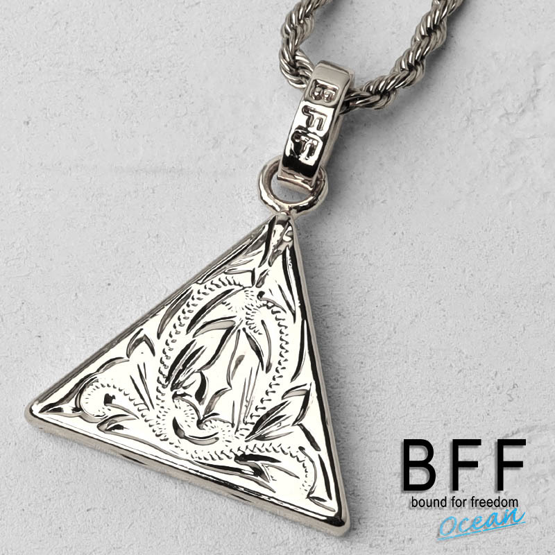 BFF ブランド トライアングルネックレス シルバー 銀色 プルメリア 三角形 彫金 手彫り 専用BOX付属 (45cmチェーン)_画像1