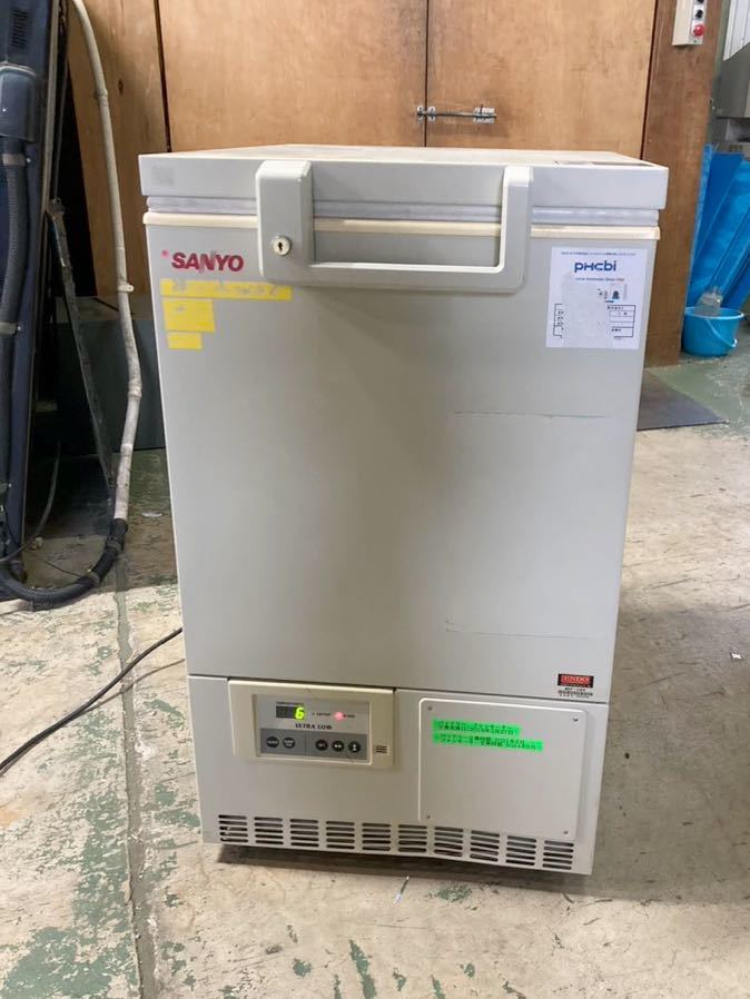 Yahoo!オークション - 中古 大型商品 超低温フリーザー 84L Yahoo!オークション - 中古 大型商品 超低温フリーザー 84L