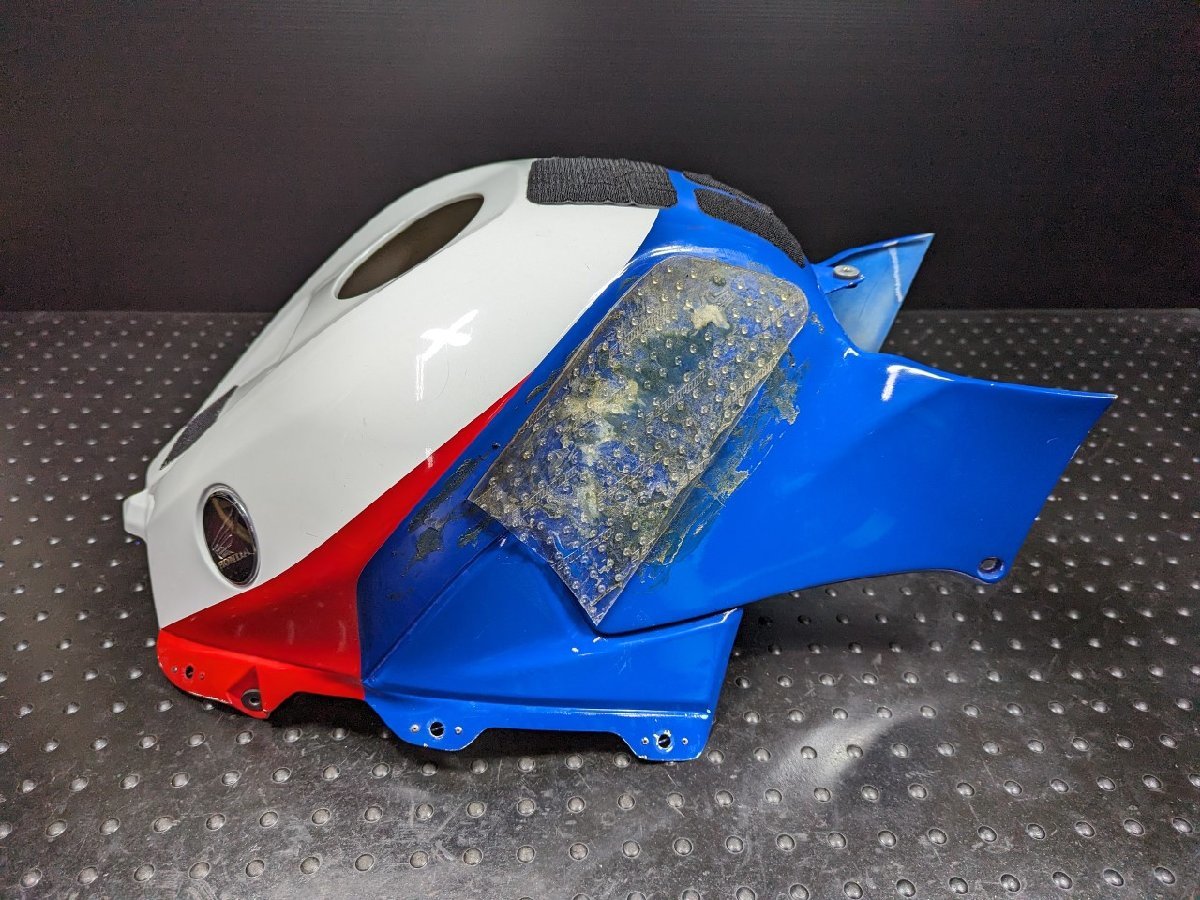 ■ホンダ CBR600RR 社外 クレバーウルフ FRP タンクカバー PC40 中期 HRC レースベース車 ST600 実働車外し [R060204]_画像5