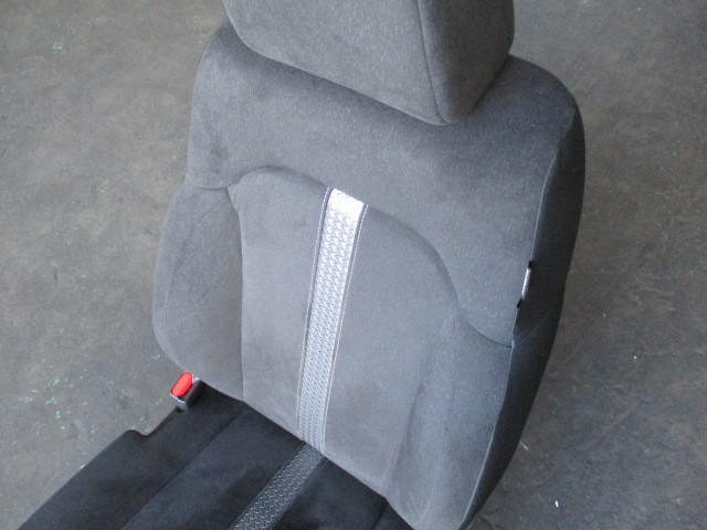 ⑥ 令和4年式 エヌボックス N-BOX カスタム Ｌスタイル+ブラック JF3 純正 フロント 左 助手席 シート 座席 の画像2