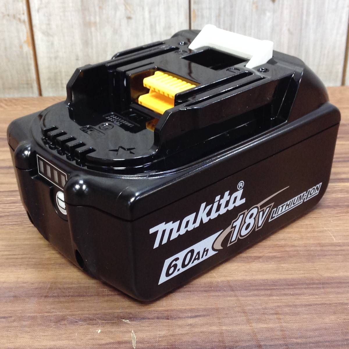 【TH-1210】未使用 makita マキタ 18V6.0Ahバッテリー BL1860B ※箱なし ふたなし 在庫処分価格!