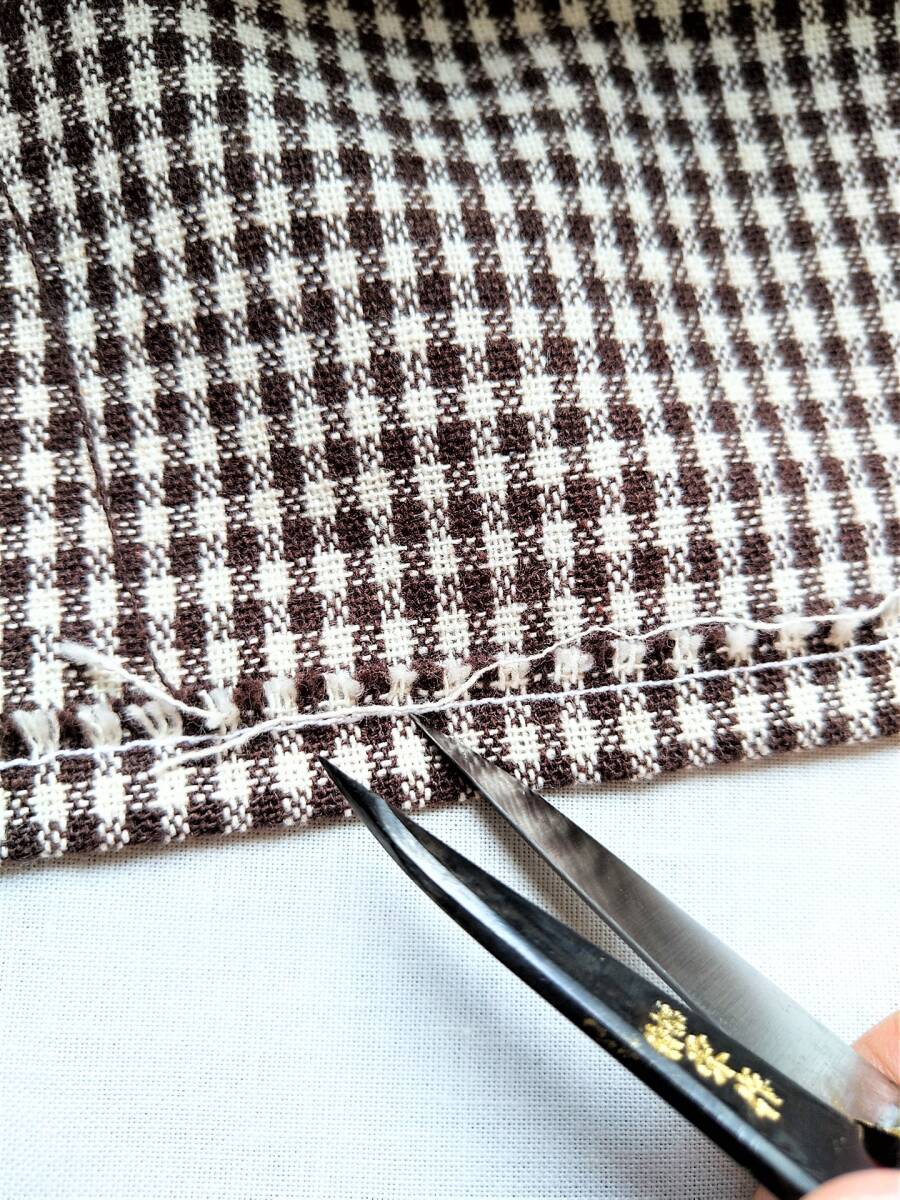 日本製 新品 栄作 長刃 高級絹鋏 ハガネ付パーカー握りバサミ 105㎜　送料込