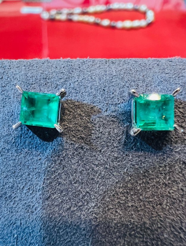 ★エメラルド★EMERALD★Pt900★ピアス　1.5g 0.48/0.48ct_画像3