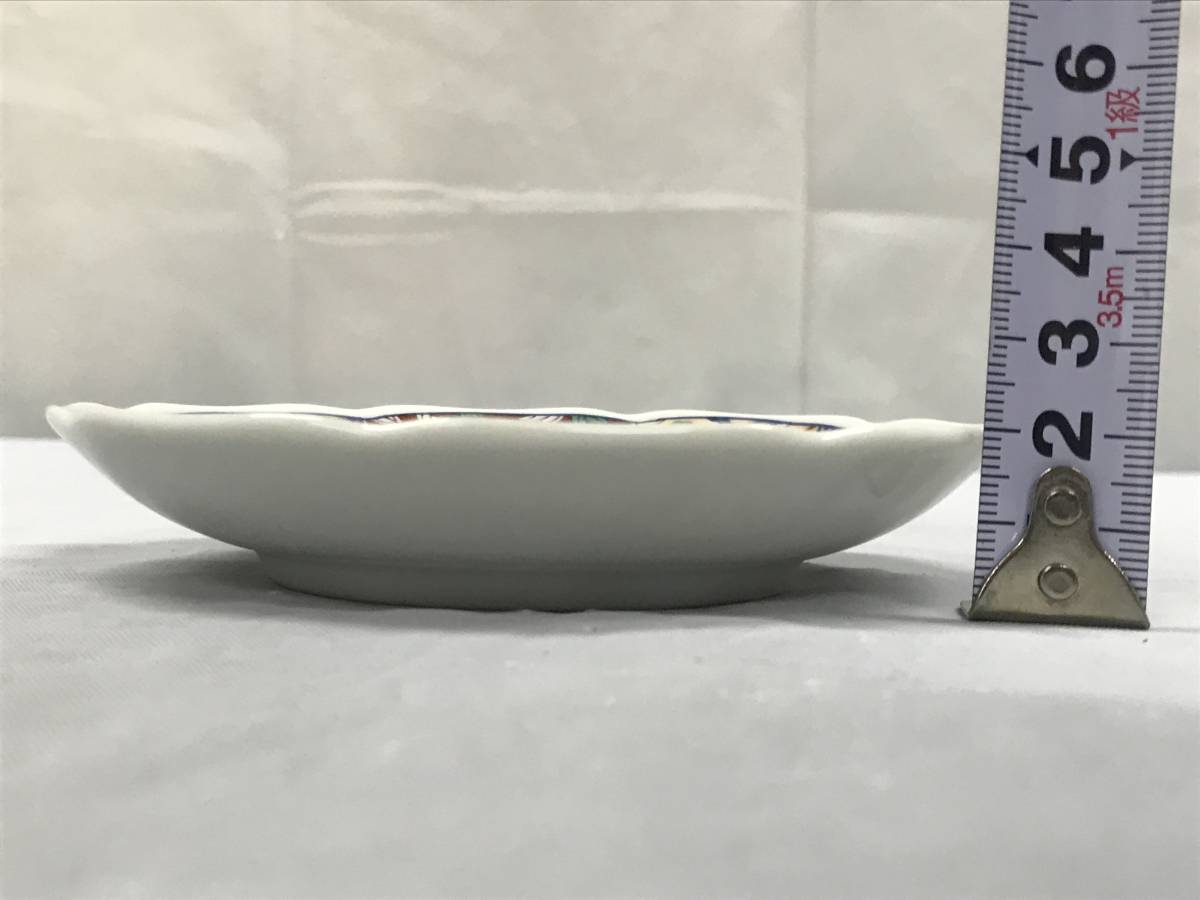 有田焼 龍峰窯 小皿揃 銘々皿 10客 金彩古伊万里染錦 色絵 木箱 有田焼 龍峰窯 小皿揃 銘々皿 10客 金彩古伊万里染錦 色絵 木箱