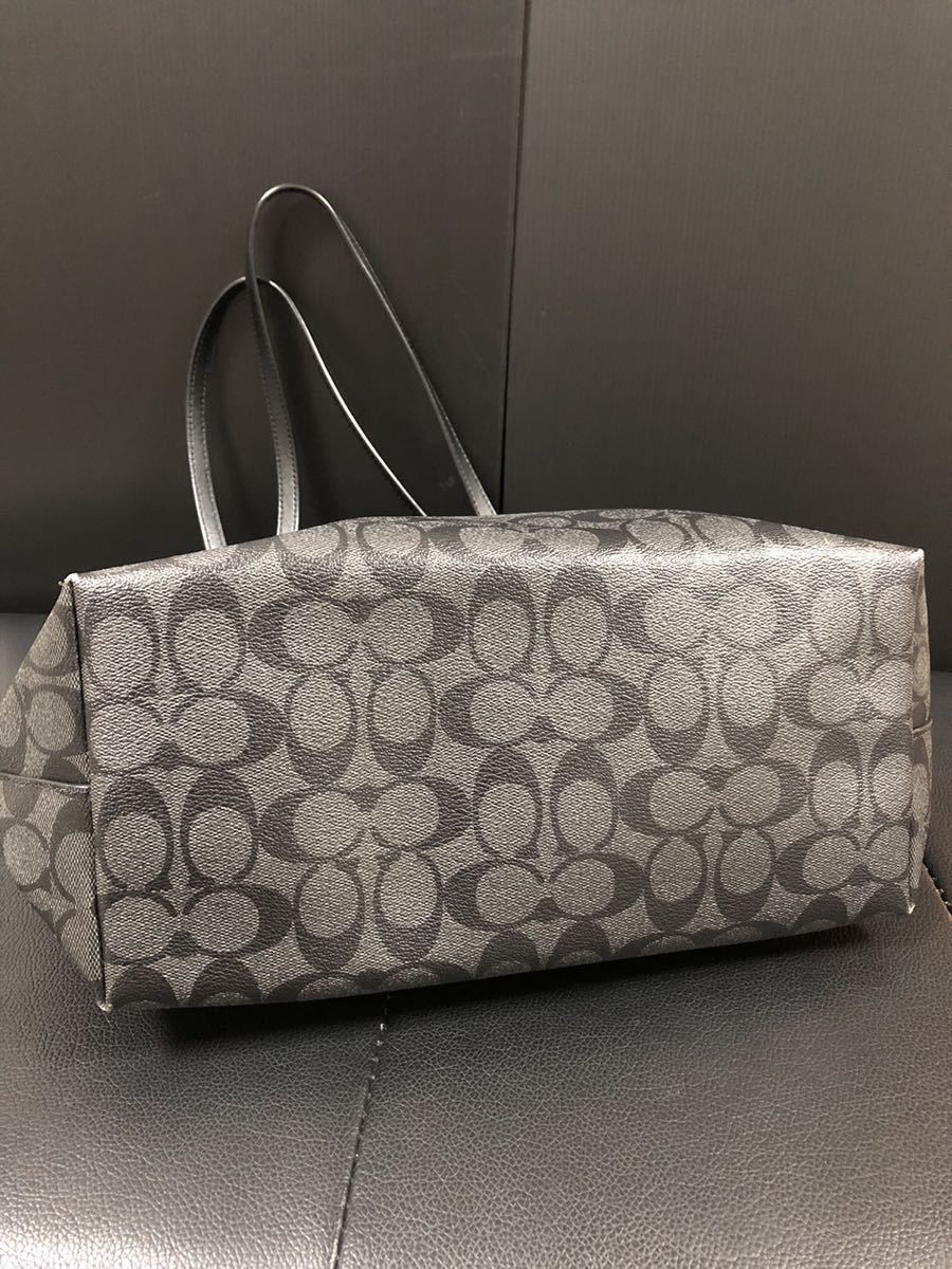 【美品】COACH コーチ シグネチャー トートバッグ レザー ブラック_画像4