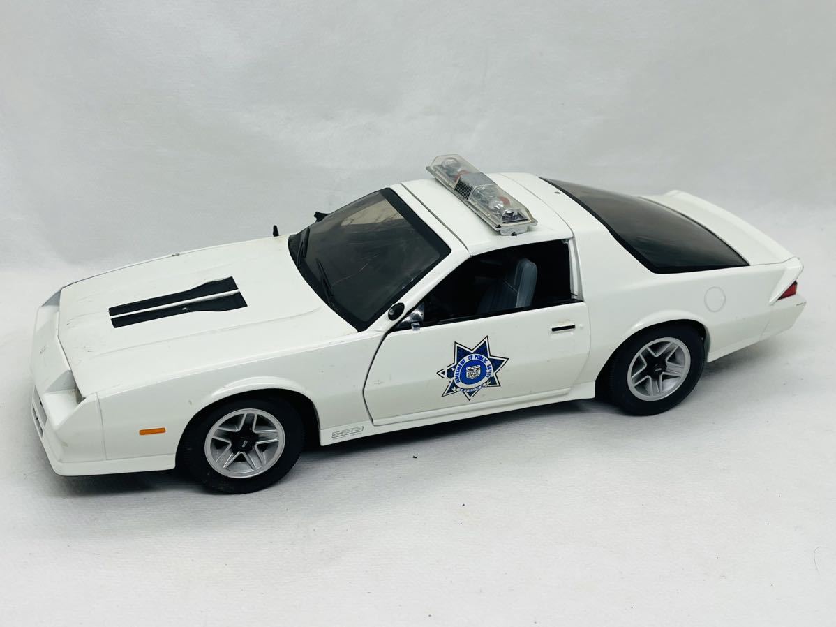 1/18 シボレーカマロ1982'アリゾナ警察パトカー SunStar 大型精密モデル(京商・オートアート)_画像9