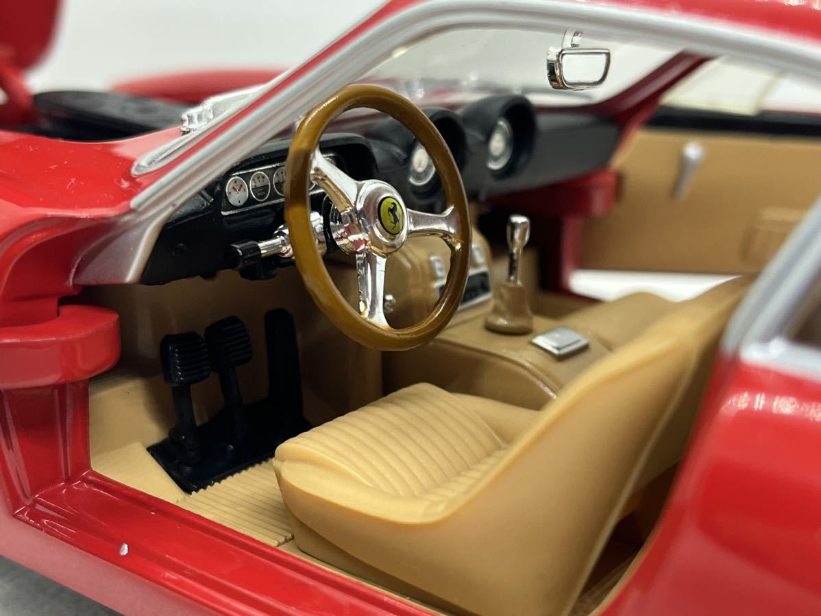 1/18 1963 Ferrari 250GT Berlinetta LUSSO 大型モデル(京商・オートアート)_画像5