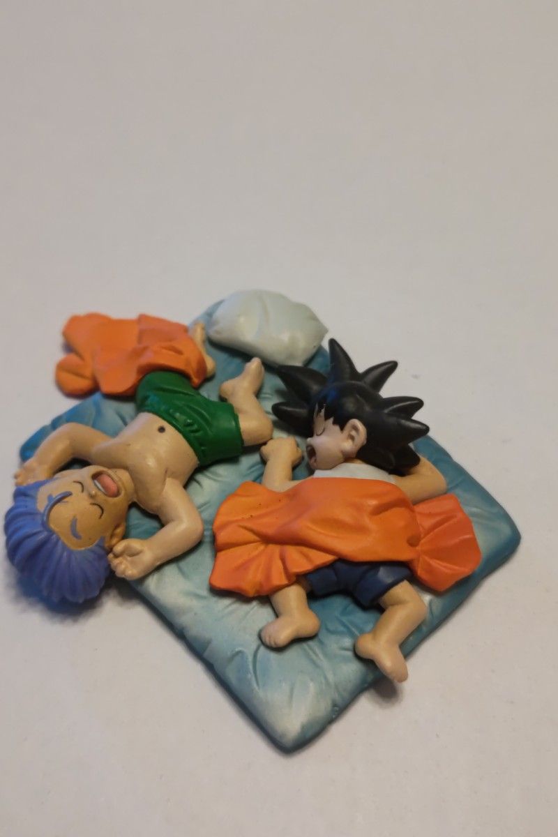 ドラゴンボール　修行の合間に　トランクス　孫悟天　 フィギュア