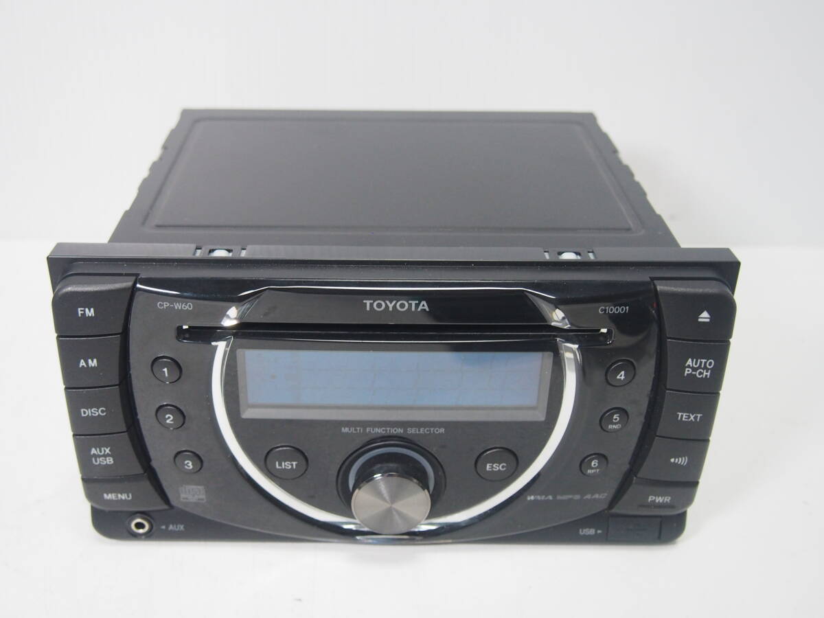  動作確認済！！CD/ipod/USB/AUX【トヨタ純正 CP-W60】の画像1