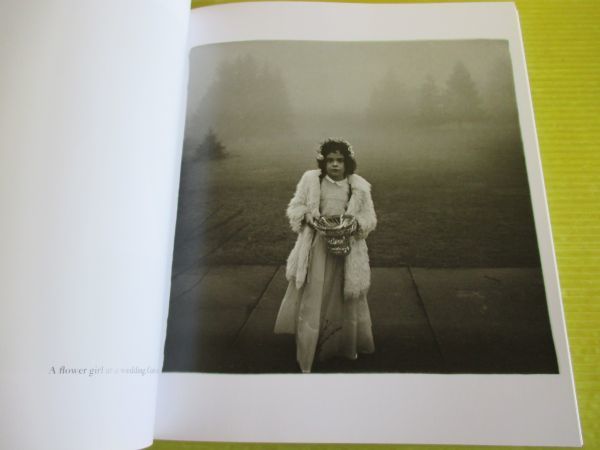 洋書) ダイアン・アーバス Diane Arbus: An Aperture Monograph Fortieth-Anniversary Edition_画像5
