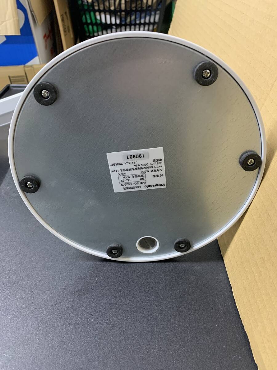 美品　Panasonic　パナソニック　SQ-LD525-W　LED照明器具　照明　スタンドライト　デスクスタンド　卓上　ホワイト　_画像7