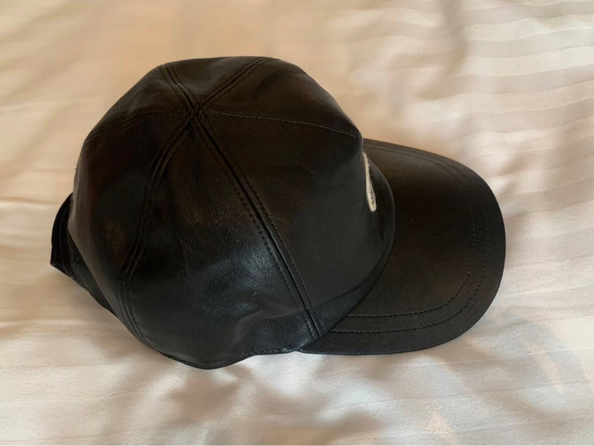 新品　MONCLER モンクレール　キャップ メンズ ブラック　黒　レザー　皮 ベースボールキャップ 帽子