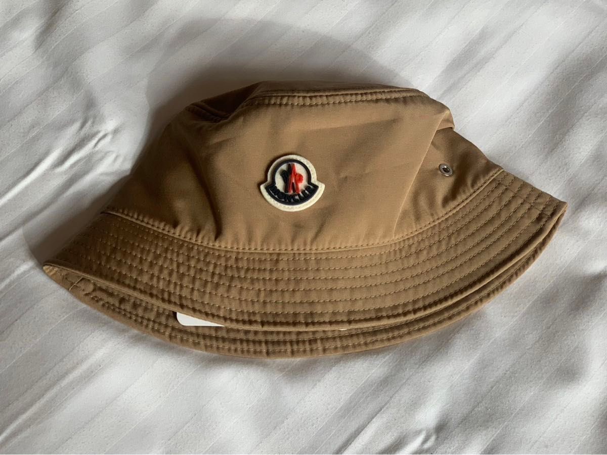 新品 MONCLER モンクレール バケットハット メンズ ベージュ 新品 MONCLER モンクレール バケットハット メンズ ベージュ