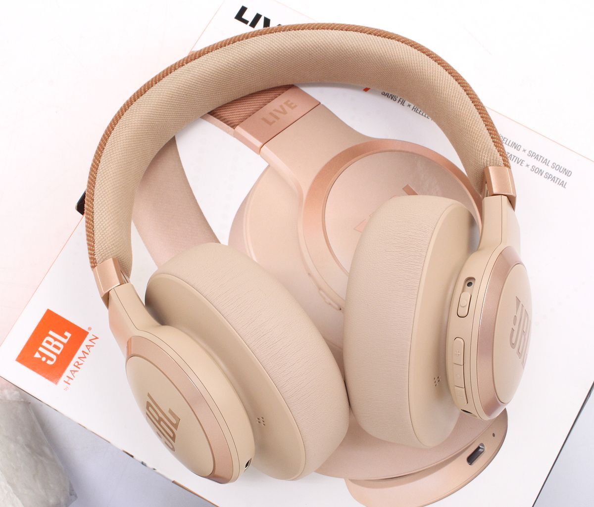 動作品★JBL★LIVE770NC ワイヤレスハイブリット ノイズキャンセリングヘッドホン★JBL LIVE770NCSAT★Bluetooth対応/マルチポイント_画像1