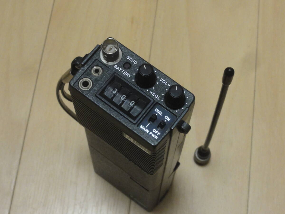 【中古】ICOM アイコム 430MHzハンディ機IC-3N サムホイール機_画像4