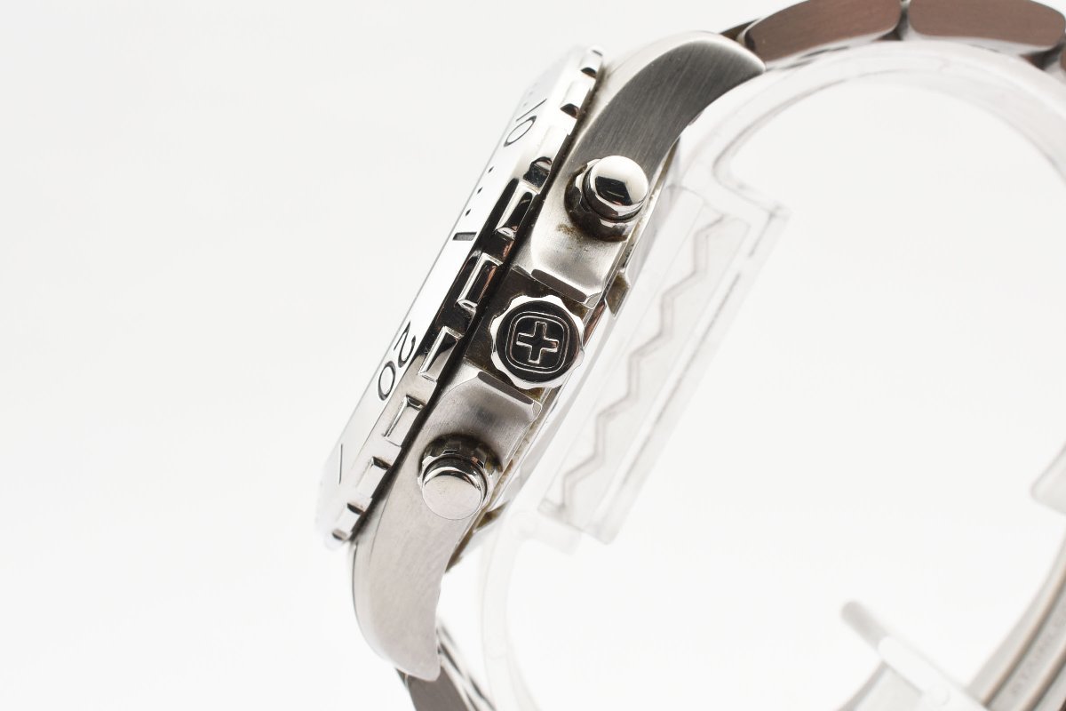 ウェンガー デイト クロノ クォーツ メンズ 腕時計 WENGERの画像8
