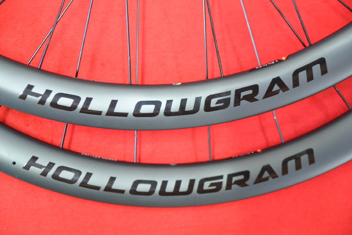 Yahoo!オークション - 新品 CANNONDALE HOLLOWGRAM 35 CARBON Yahoo!オークション - 新品 CANNONDALE HOLLOWGRAM 35 CARBON