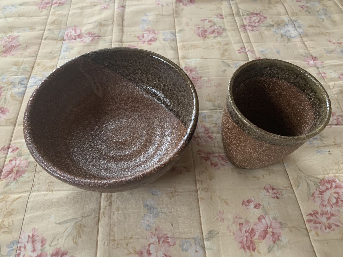 未使用 陶器の菓子器と湯呑み_画像1