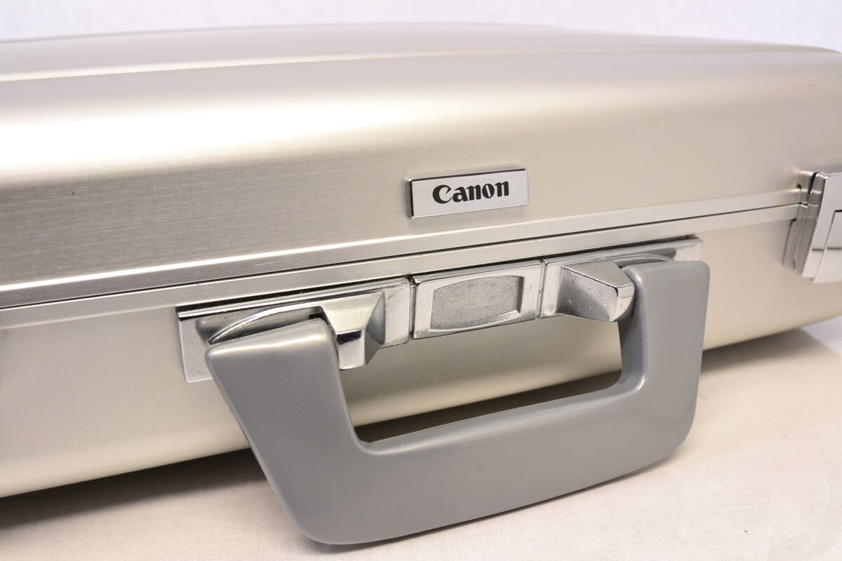 CANON キャノン アタッシュケース 鍵付き カメラケース アルミトランク カメラ機材ケース _画像2