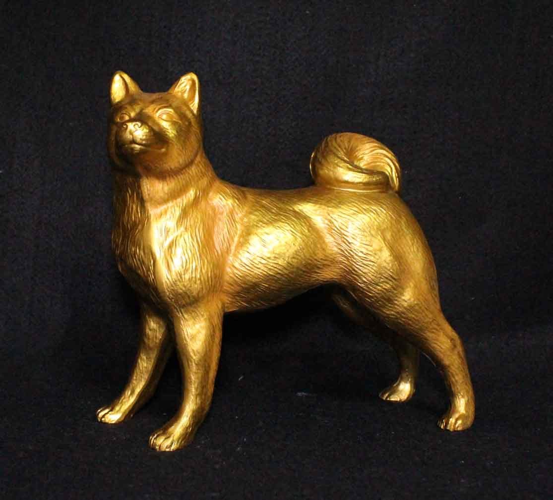 金属工芸◆犬　置物　金色◆イヌ　gold color dog 20cm 非鉄金属製_画像1
