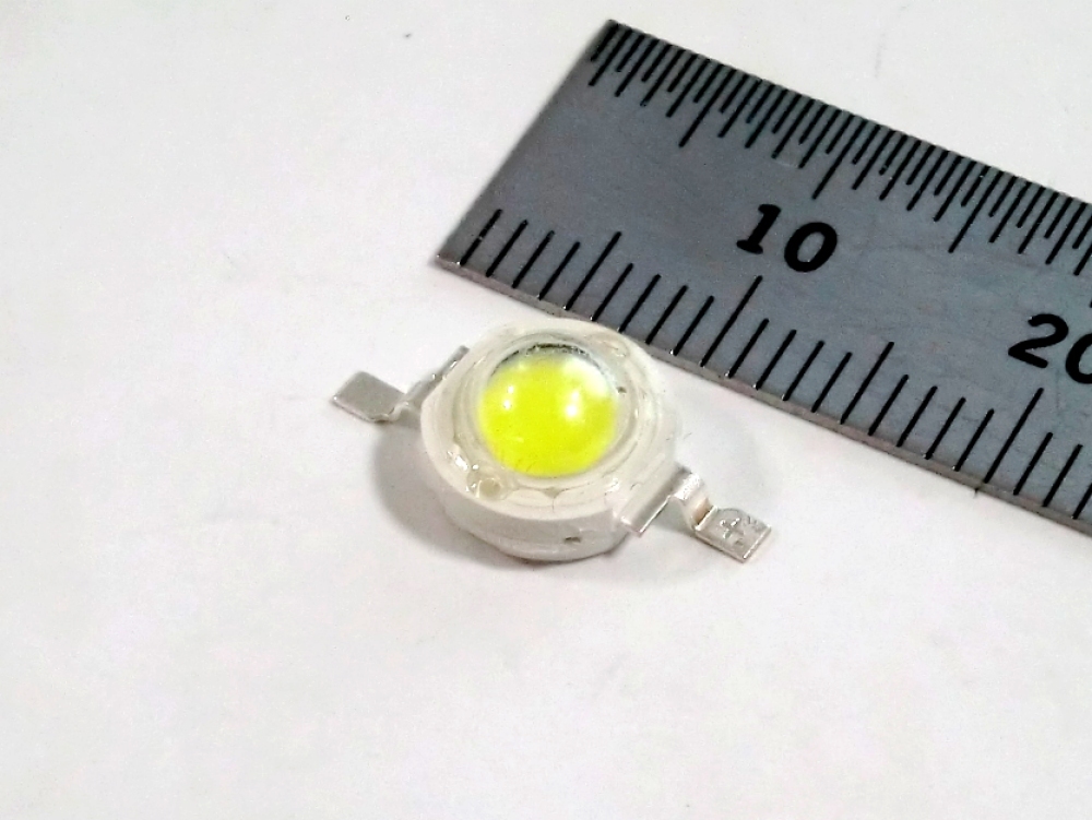 ■超高輝度　５W　６V　ハイパワーＬＥＤ　クールホワイト×１個 ☆1/ 放熱・熱伝導グリース追加OK_画像2