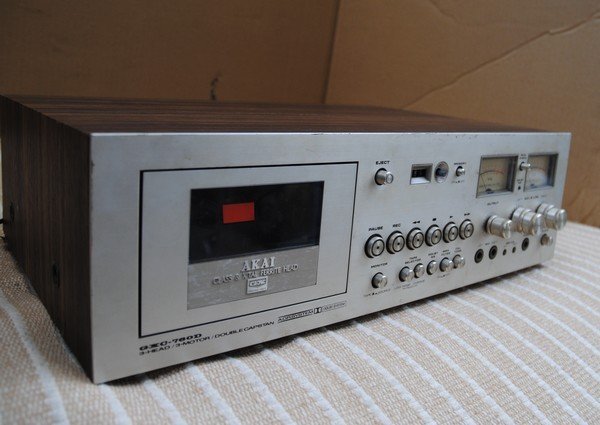 ☆超希少【 アカイ / AKAI 3ヘッド・3モーターステレオカセットデッキ GXC-760D 】1976年 定価148,000円 P01289の画像1