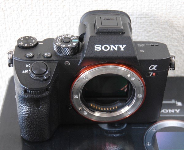 ☆綺麗【 ソニー / SONY ミラーレス デジタル一眼カメラ α7RⅢ ILCE-7RM3 】フルサイズミラーレス一眼カメラ N07200の画像7