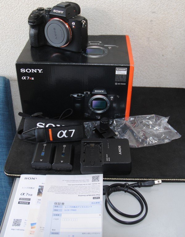 ☆綺麗【 ソニー / SONY ミラーレス デジタル一眼カメラ α7RⅢ ILCE-7RM3 】フルサイズミラーレス一眼カメラ N07200の画像1