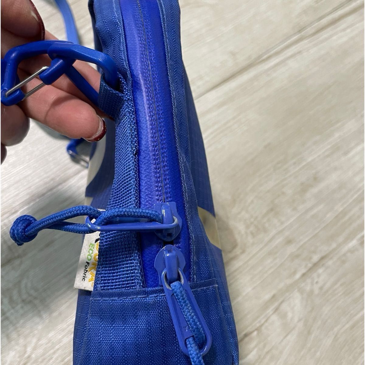 Supreme Neck Pouch ネックポーチ シュプリーム 青 ブルー
