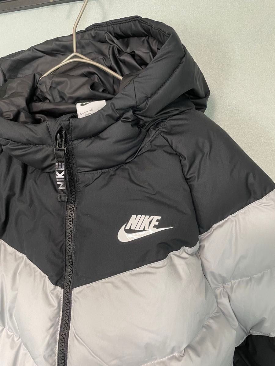 160 新品 ナイキ 中綿ジャケット ジュニア シンセティックフィル 黒 NIKE  防寒 キッズ 中綿