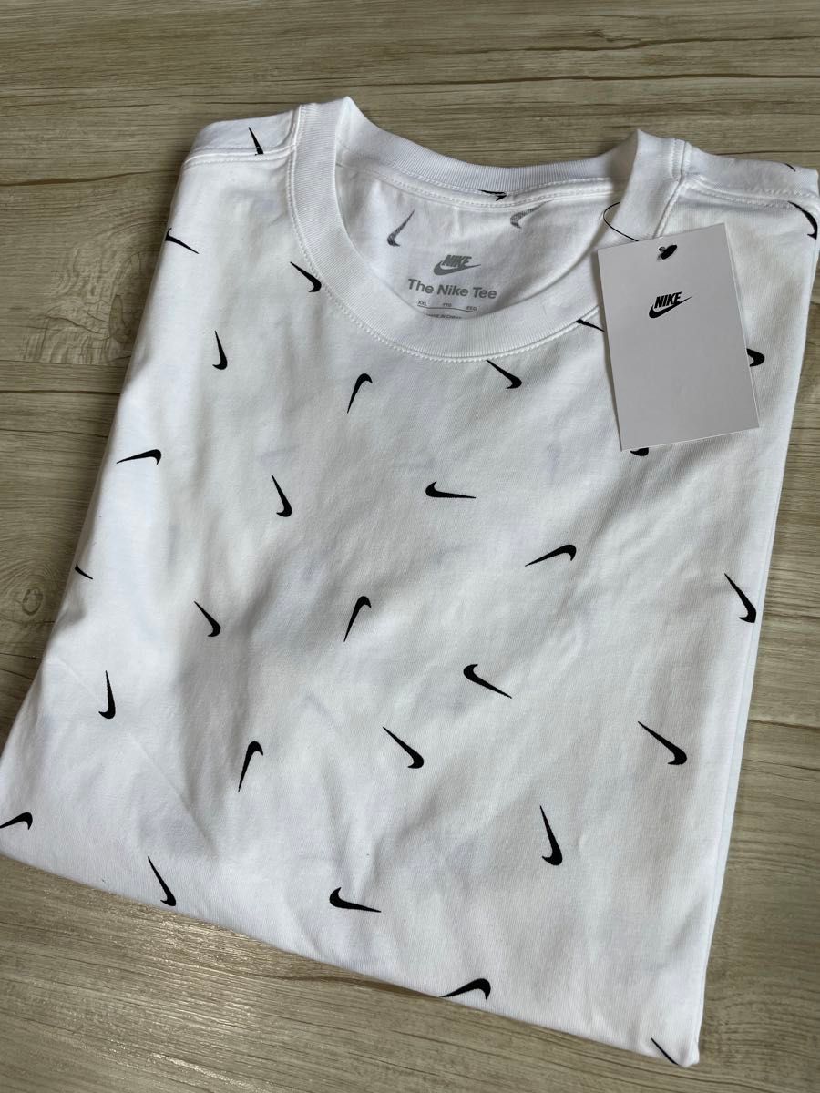 【2XL】NIKE ナイキ NSW クラブ S/S Tシャツ AOP プリンテッド 総柄 半袖 新品 メンズ スウッシュ 白 