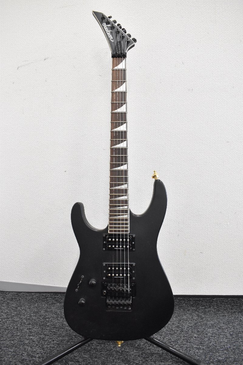 Σ1050 中古 Jackson ジャクソン エレキギター ＃ICJ1505562 DUNCAN DESIGNED ピックアップ搭載_画像3