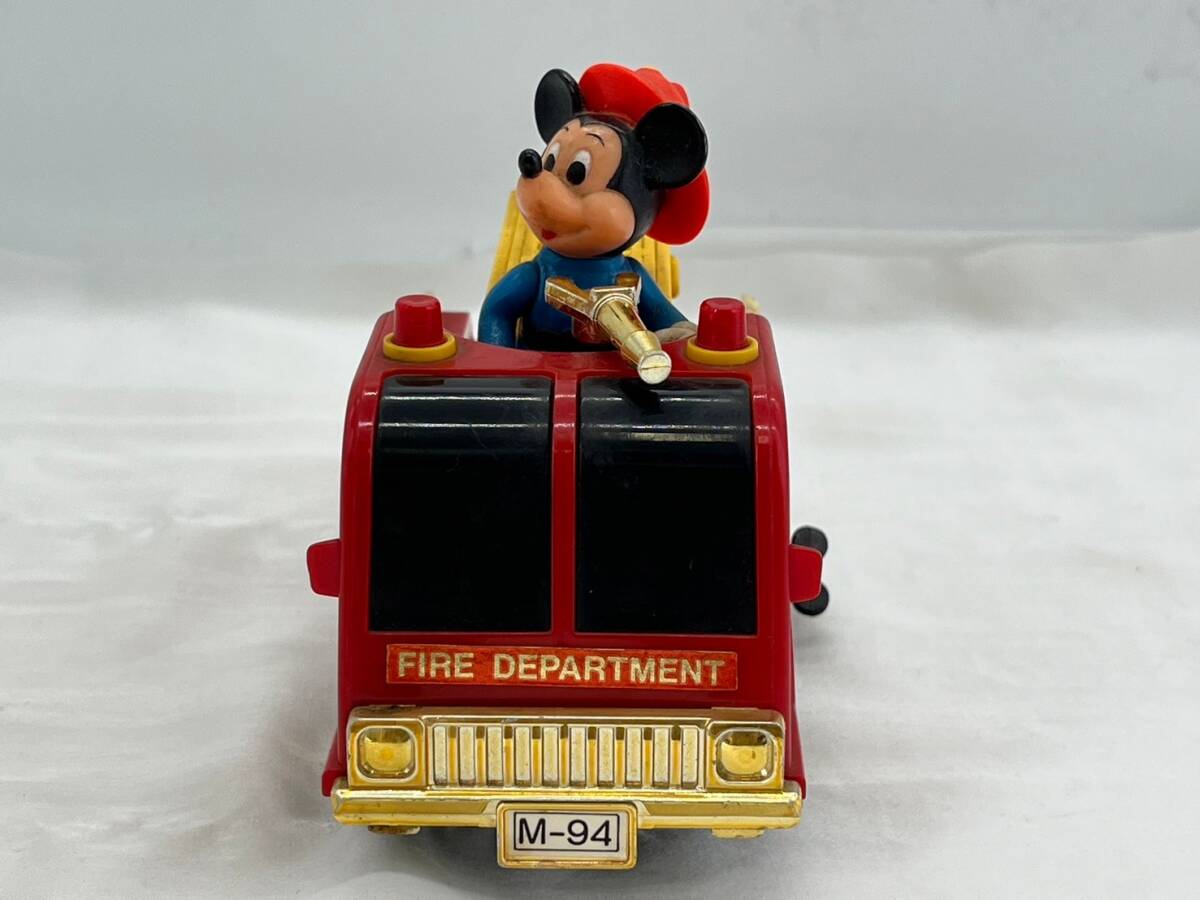 sk7215060/Disney ディズニー 玩具 レトロおもちゃ ミッキー ヴィンテージ 1983年 1984年 ゼンマイ 消防車 車の画像4